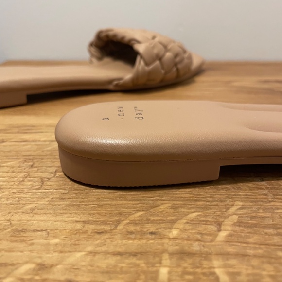 a new day Slip on Sandal Beige Tan Square Toe Size 9 Women’s – BRAND NEW - Picture 5 of 10